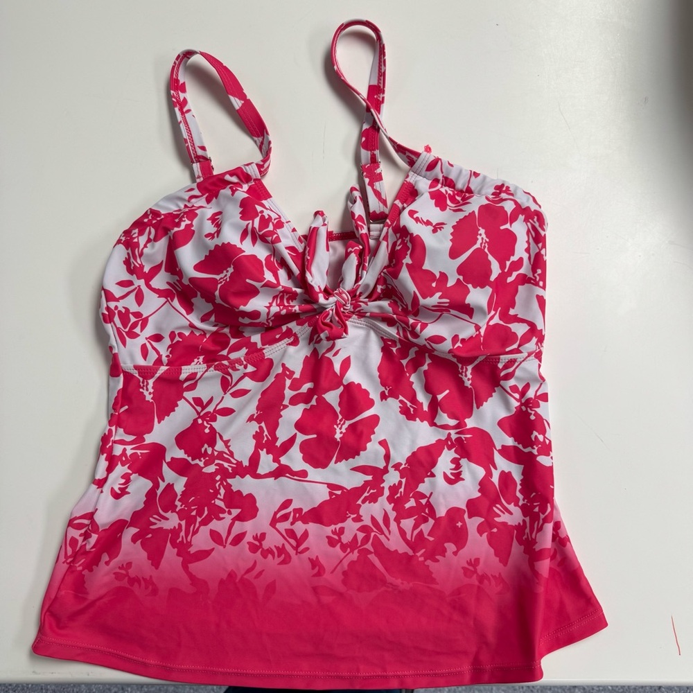 Floral tankini top